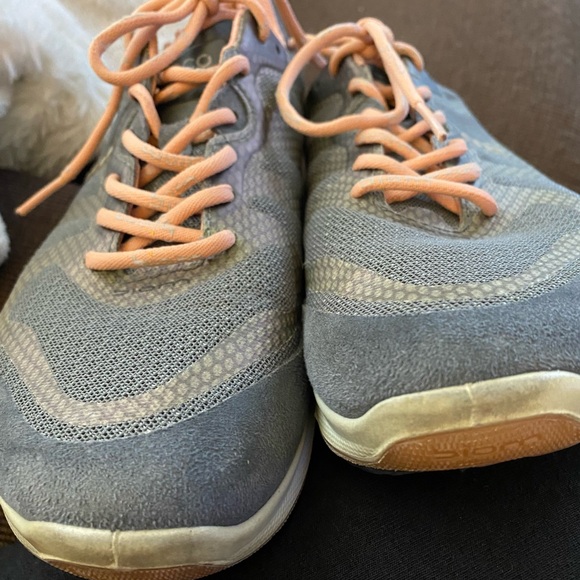 ECCO WOMENS BIOM FJUEL LOW TOP SNEAKER - Picture 7 of 16